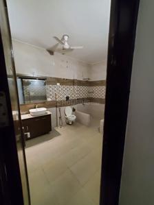 Image of 2152 Sq.ft 3 BHK Builder Floor for rent in Sector 100, Noida for Rs. 50000