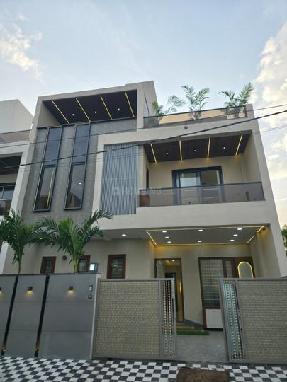 Amrapali Circle, Vaishali Nagar Extension Main Image 1