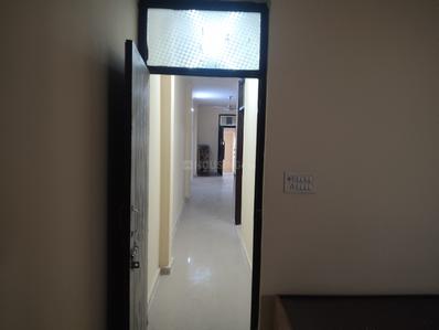 Bedroom Image of 1000 Sq.ft 3 BHK Builder Floor for rent in Preet Vihar New Delhi for Rs. 19000