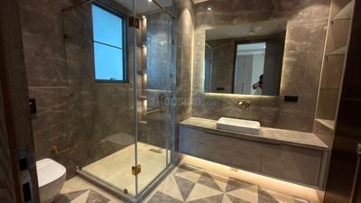 Image of 4950 Sq.ft 4 BHK Builder Floor for sale in New Friends Colony, New Delhi for Rs. 137500000