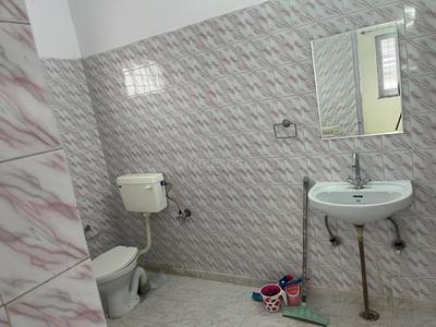 Image of 1800 Sq.ft 2.5 BHK Apartment / Flat for rent in Subhash Nagar, Dehradun for Rs. 22000