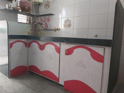 Kitchen Image of 600 Sq.ft 1 BHK Apartment / Flat for rent in Satellite Ahmedabad for Rs. 19000