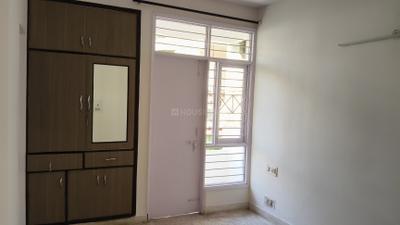 Bedroom Image of 1600 Sq.ft 3 BHK Apartment / Flat for rent in Mahalaxmi Apartment, Sector 2 Dwarka New Delhi for Rs. 39500