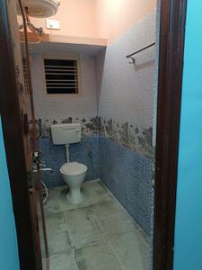Bathroom Image of 800 Sq.ft 1 BHK Builder Floor for rent in Sahakara Nagar Bengaluru for Rs. 13000
