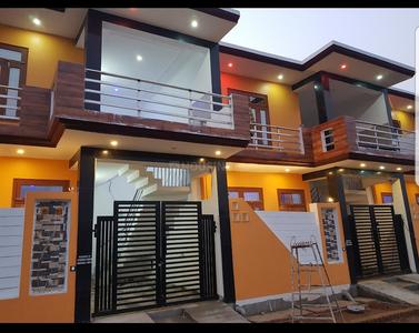 Building Image of 2450 Sq.ft 3 BHK Independent House for rent in Taramandal Gorakhpur for Rs. 12000
