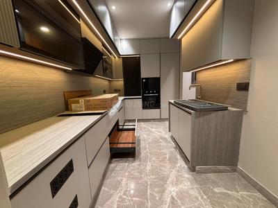 Kitchen Image of 2700 Sq.ft 4 BHK Builder Floor for sale in DLF Phase 2 Gurgaon for Rs. 50000000