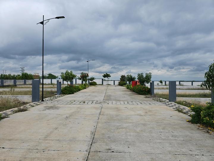 Uruli Kanchan Main Image 1