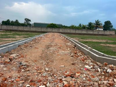Image of 600 Sq.ft Residential Plot / Land for sale in Red Hills, Chennai for Rs. 1800000