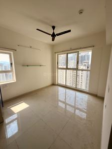 Bedroom Image of 900 Sq.ft 2 BHK Apartment / Flat for rent in Lodha Amara, Kolshet Thane for Rs. 46000