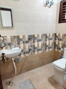 Bathroom Image of 850 Sq.ft 2 BHK Independent House for rent in Horamavu Bengaluru for Rs. 19000