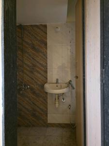 Common Bathroom Image of 766 Sq.ft 1 BHK Apartment / Flat for sale in Mansarovar Pearl Gardens, Vasai West Vasai for Rs. 4625000