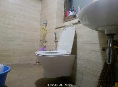 Bathroom Image of 1870 Sq.ft 3.5 BHK Apartment / Flat for sale in Tata Avenida, New Town Kolkata for Rs. 27000000