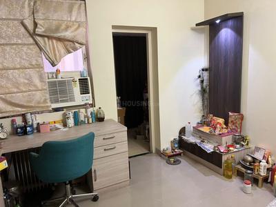 Hall Image of 1300 Sq.ft 2.5 BHK Apartment / Flat for sale in Puri Pratham, Sector 84 Faridabad for Rs. 11500000