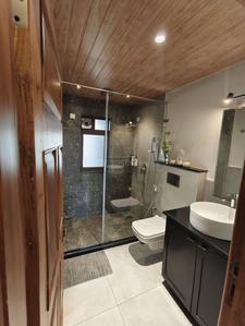 Bathroom Image of 1685 Sq.ft 2 BHK Apartment / Flat for sale in Panjim Goa for Rs. 37500000