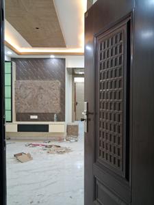 Main Entrance Image of 1400 Sq.ft 3 BHK Apartment / Flat for sale in Sector 74 Noida for Rs. 5500000