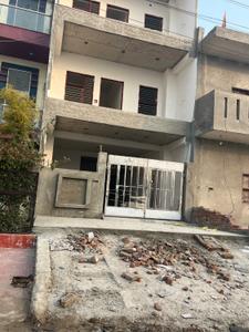 Image of 2400 Sq.ft 4 BHK Independent House for sale in Sector 62, Faridabad for Rs. 21000000