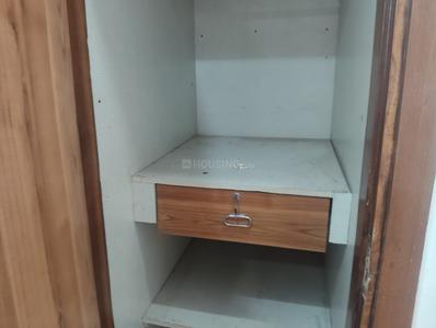 Kitchen Image of 1000 Sq.ft 2 BHK Builder Floor for rent in Preet Vihar New Delhi for Rs. 25000