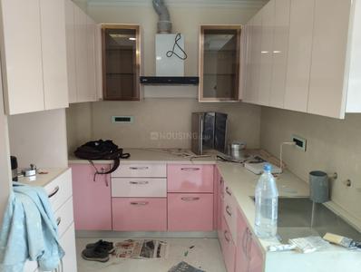 Kitchen Image of 750 Sq.ft 2 BHK Builder Floor for rent in Preet Vihar New Delhi for Rs. 20000