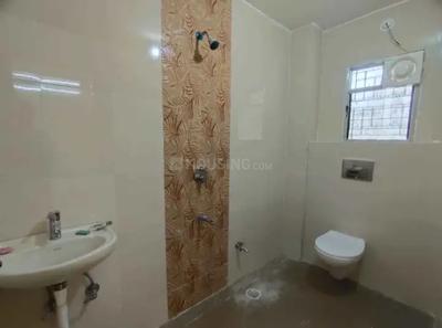 Bathroom Image of 2340 Sq.ft 4 BHK Apartment / Flat for rent in Estate Skydale, Morabadi Ranchi for Rs. 28000