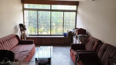 Living Room Image of 1008 Sq.ft 2 BHK Apartment / Flat for sale in Hasting's Court, Watganj Kolkata for Rs. 13000000