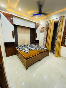 Bedroom Image of 2250 Sq.ft 3 BHK Apartment / Flat for rent in Uttam Nagar New Delhi for Rs. 25000