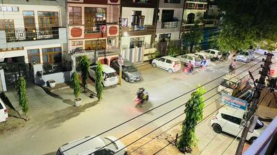 Balcony Image of Pg for boys in Indirapuram, Ghaziabad