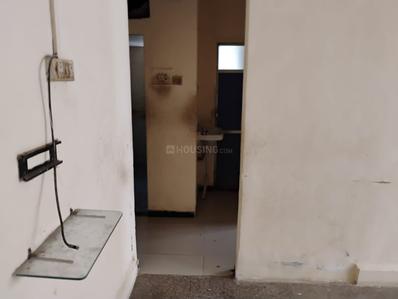 Living Room Image of 500 Sq.ft 1 BHK Apartment / Flat for rent in Dahisar East Mumbai for Rs. 23000