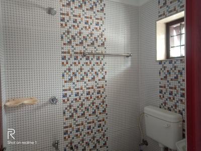 Bathroom Image of 800 Sq.ft 2 BHK Builder Floor for rent in Thottakkattukara Kochi for Rs. 8000