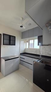 Kitchen Image of 950 Sq.ft 2.5 BHK Apartment / Flat for rent in Paranjape Forest Trails Everglades H3 And H4, Pirangut Pune for Rs. 22000