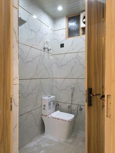 Common Bathroom Image of 1400 Sq.ft 3 BHK Builder Floor for sale in Indirapuram Ghaziabad for Rs. 11500000
