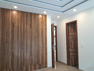 Bedroom Image of 1800 Sq.ft 3 BHK Builder Floor for sale in Paschim Vihar New Delhi for Rs. 40000000
