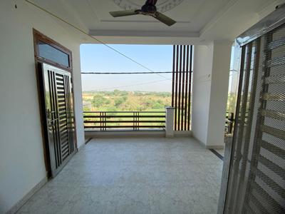 Balcony Image of 2500 Sq.ft 9 BHK Apartment / Flat for rent in Ahmamau Lucknow for Rs. 120000