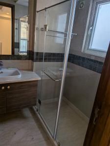 Bathroom Image of 4500 Sq.ft 4 BHK Builder Floor for rent in New Friends Colony New Delhi for Rs. 242000