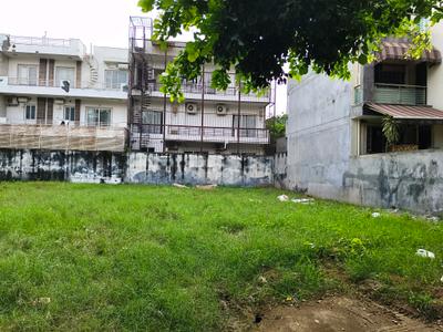 Image of 161 Sq.ft Residential Plot / Land for sale in Sector 40, Gurgaon for Rs. 42500000