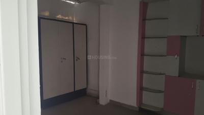 Bedroom Image of 1350 Sq.ft 3 BHK Apartment / Flat for sale in Panchsheel Wellington, Crossings Republik Ghaziabad for Rs. 10000000