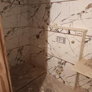 Image of 1050 Sq.ft 3 BHK Apartment / Flat for sale in Shalimar Bagh, New Delhi for Rs. 20000000