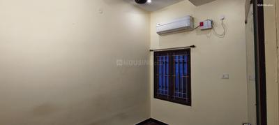 Bedroom Image of 850 Sq.ft 1 BHK Apartment / Flat for rent in Ponmeni Madurai for Rs. 16000