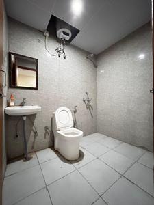 Bathroom Image of 160 Sq.ft 1 RK Apartment / Flat for rent in Sector 72 Gurgaon for Rs. 16500