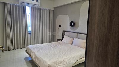 Bedroom Image of 1458 Sq.ft 2 BHK Apartment / Flat for sale in Status Sharan, Tragad Ahmedabad for Rs. 6500000
