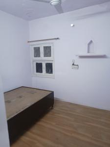 Bedroom Image of 800 Sq.ft 2 BHK Builder Floor for rent in Dilshad Garden New Delhi for Rs. 26000