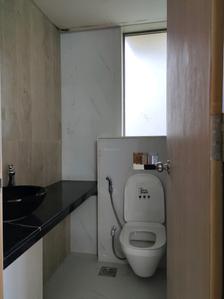 Bedroom Three Image of 1000 Sq.ft 3 BHK Apartment / Flat for rent in Lodha Bel Air, Jogeshwari West Mumbai for Rs. 130000