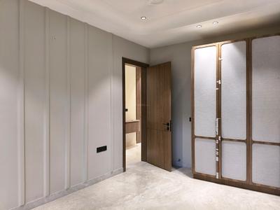 Bedroom Image of 2500 Sq.ft 4 BHK Builder Floor for sale in Paramount Low Rise Floors South City 2, Sector 49 Gurgaon for Rs. 33000000