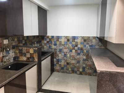 Kitchen Image of 2600 Sq.ft 3 BHK Villa for rent in Uthandi Chennai for Rs. 80000