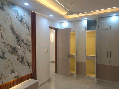 Bedroom Image of 1035 Sq.ft 3 BHK Builder Floor for sale in Vikaspuri New Delhi for Rs. 16500000