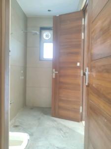 Common Bathroom Image of 1980 Sq.ft 4 BHK Builder Floor for sale in Green Field Colony Faridabad for Rs. 19500000
