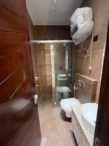 Bathroom Image of 2250 Sq.ft 4 BHK Builder Floor for sale in Paschim Vihar New Delhi for Rs. 50000000