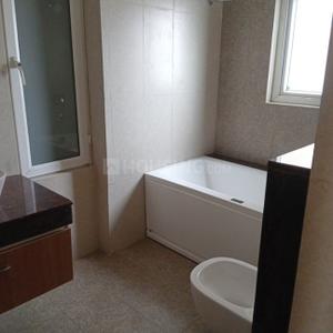 Image of 1609 Sq.ft 2.5 BHK Apartment / Flat for sale in Wave City Center Amore, Sector 32, Noida for Rs. 28962000