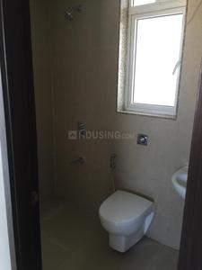 Bathroom Image of 700 Sq.ft 1.5 BHK Apartment / Flat for sale in Runwal Forests, Kanjurmarg West Mumbai for Rs. 12700000