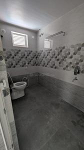 Bathroom Image of 1400 Sq.ft 3 BHK Apartment / Flat for rent in Laheriasarai Darbhanga for Rs. 15000