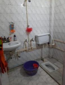 Bathroom Image of 1350 Sq.ft 2.5 BHK Apartment / Flat for sale in Gaur Enclave, Sahibabad Ghaziabad for Rs. 5500000